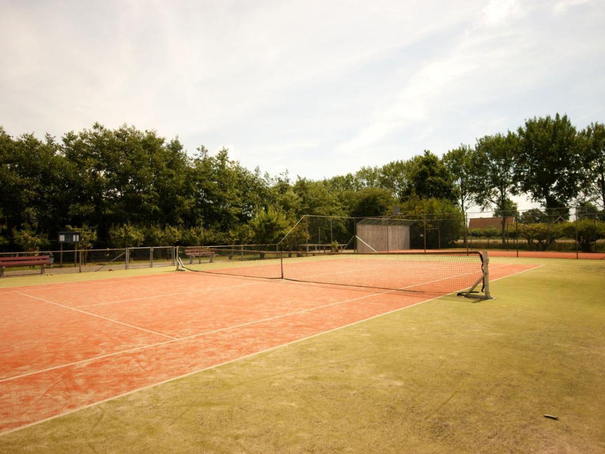 Nice Holiday Home In Burgh Haamstede Near Beach Exterior foto