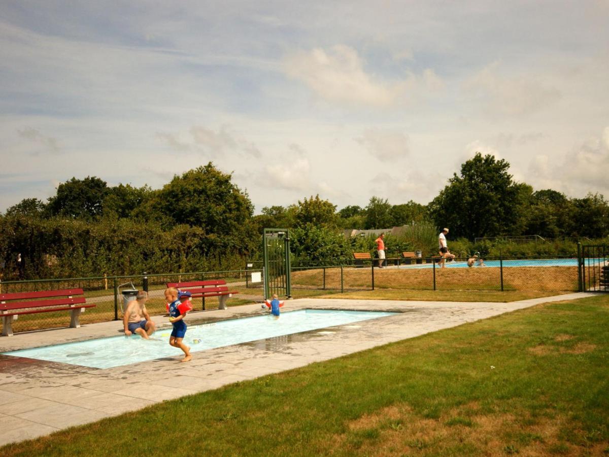 Nice Holiday Home In Burgh Haamstede Near Beach Exterior foto